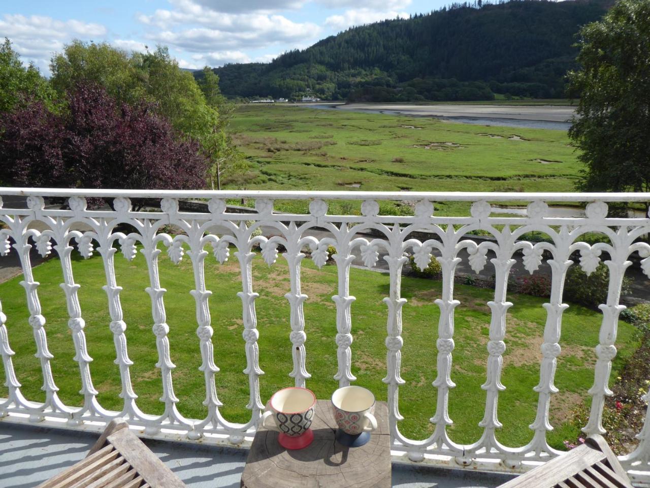 Guest house Borthwnog Hall 5*